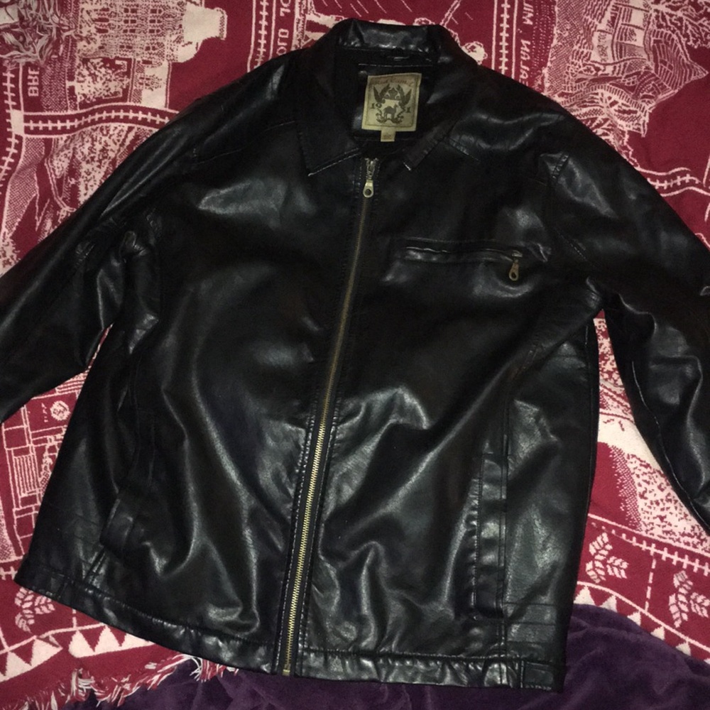 Leather faux red camel brand in great shape